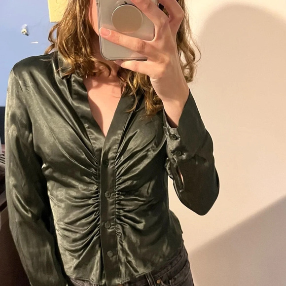 Zara Satin Effect  Blouse - Picture 3 of 3